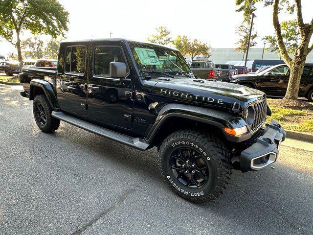 new 2025 Jeep Gladiator car, priced at $47,220