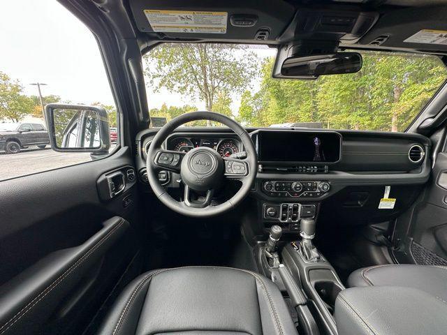 new 2025 Jeep Gladiator car, priced at $47,220