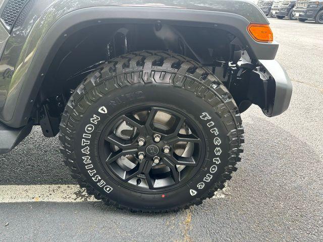 new 2025 Jeep Gladiator car, priced at $47,220