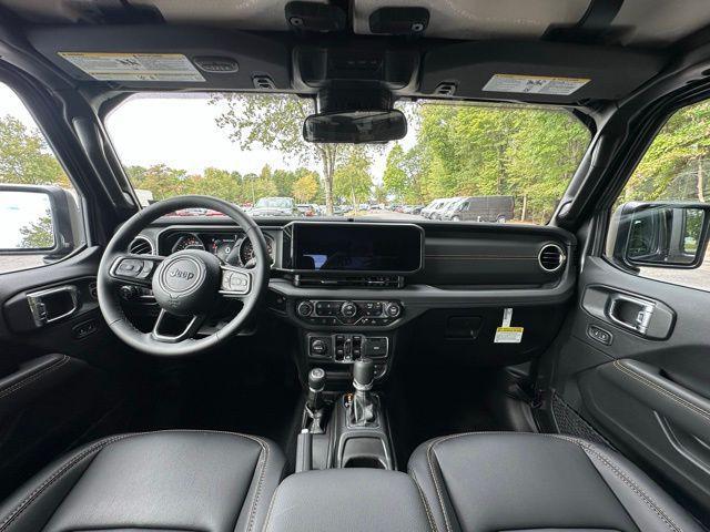 new 2025 Jeep Gladiator car, priced at $47,220