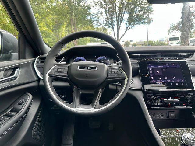 new 2025 Jeep Grand Cherokee car, priced at $39,457