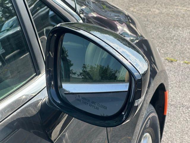 new 2025 Chrysler Pacifica car, priced at $43,032