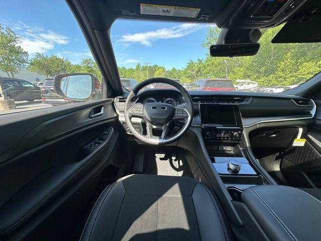 new 2025 Jeep Grand Cherokee L car, priced at $42,407