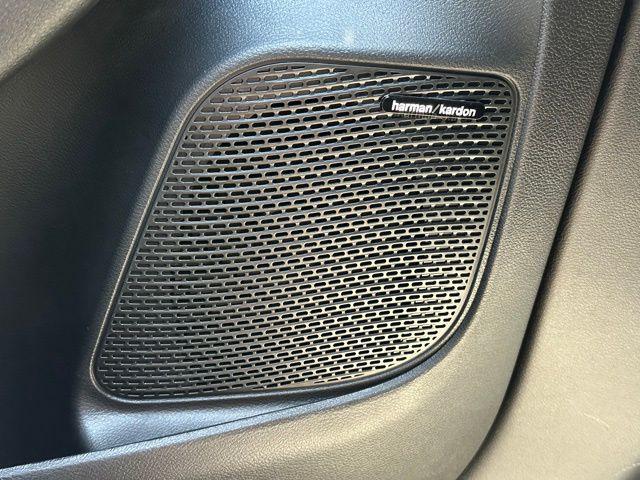 new 2025 Chrysler Pacifica car, priced at $52,736