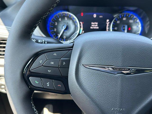 new 2025 Chrysler Pacifica car, priced at $52,736