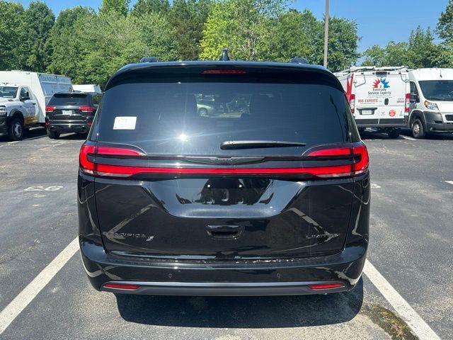 new 2025 Chrysler Pacifica car, priced at $52,736