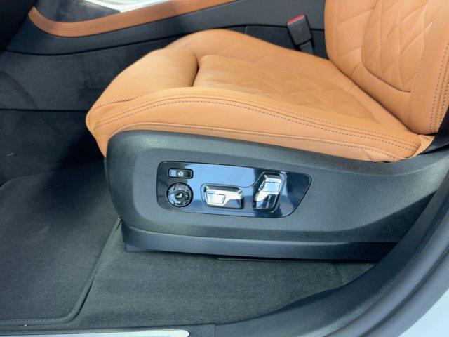 new 2026 BMW X7 car, priced at $102,825