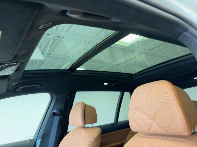 new 2026 BMW X7 car, priced at $102,825