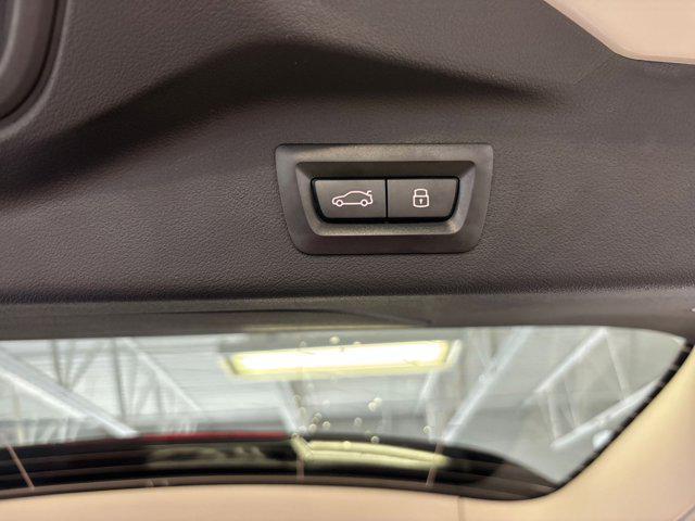 new 2026 BMW X7 car, priced at $94,385