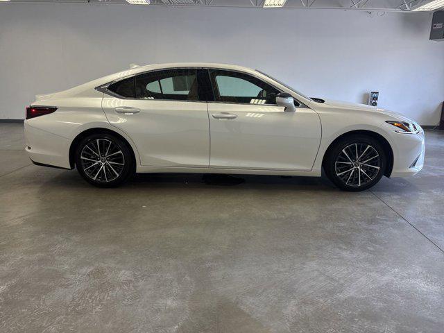 used 2025 Lexus ES 350 car, priced at $42,998