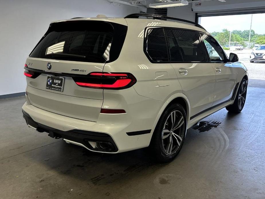 new 2025 BMW X7 car, priced at $98,470