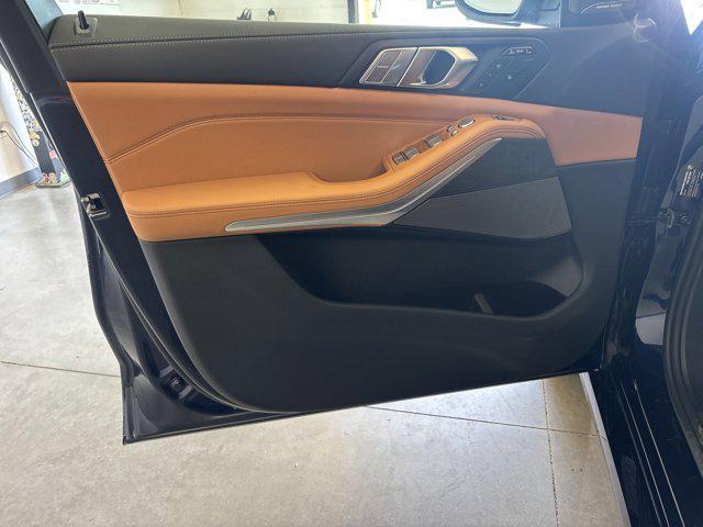 new 2026 BMW X7 car, priced at $100,495