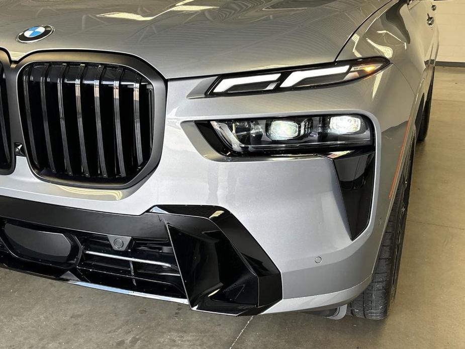 new 2025 BMW X7 car, priced at $101,335