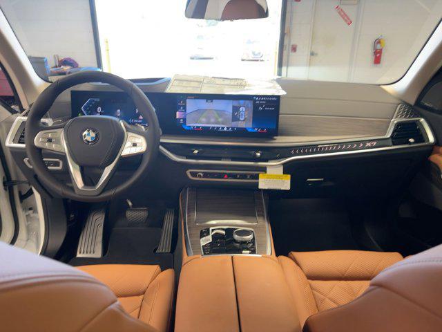new 2026 BMW X7 car, priced at $93,625