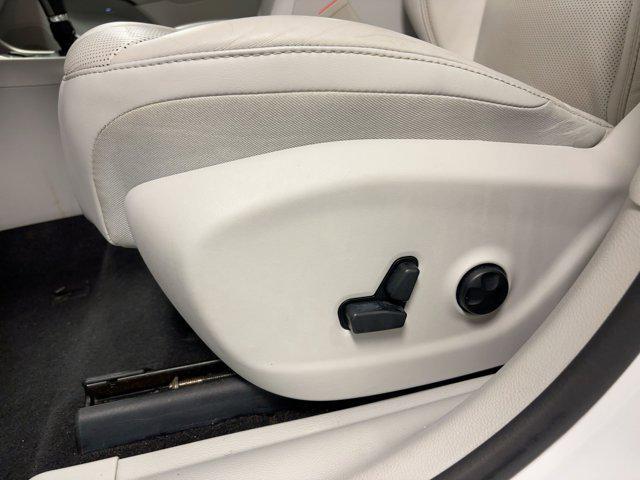 used 2019 Jeep Cherokee car, priced at $16,998