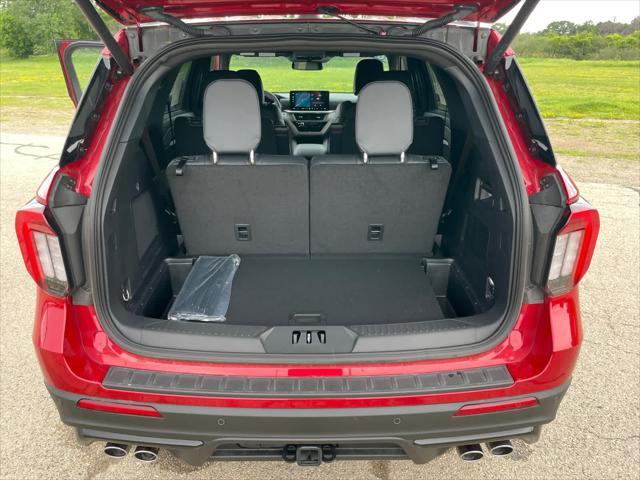 new 2025 Ford Explorer car, priced at $56,972