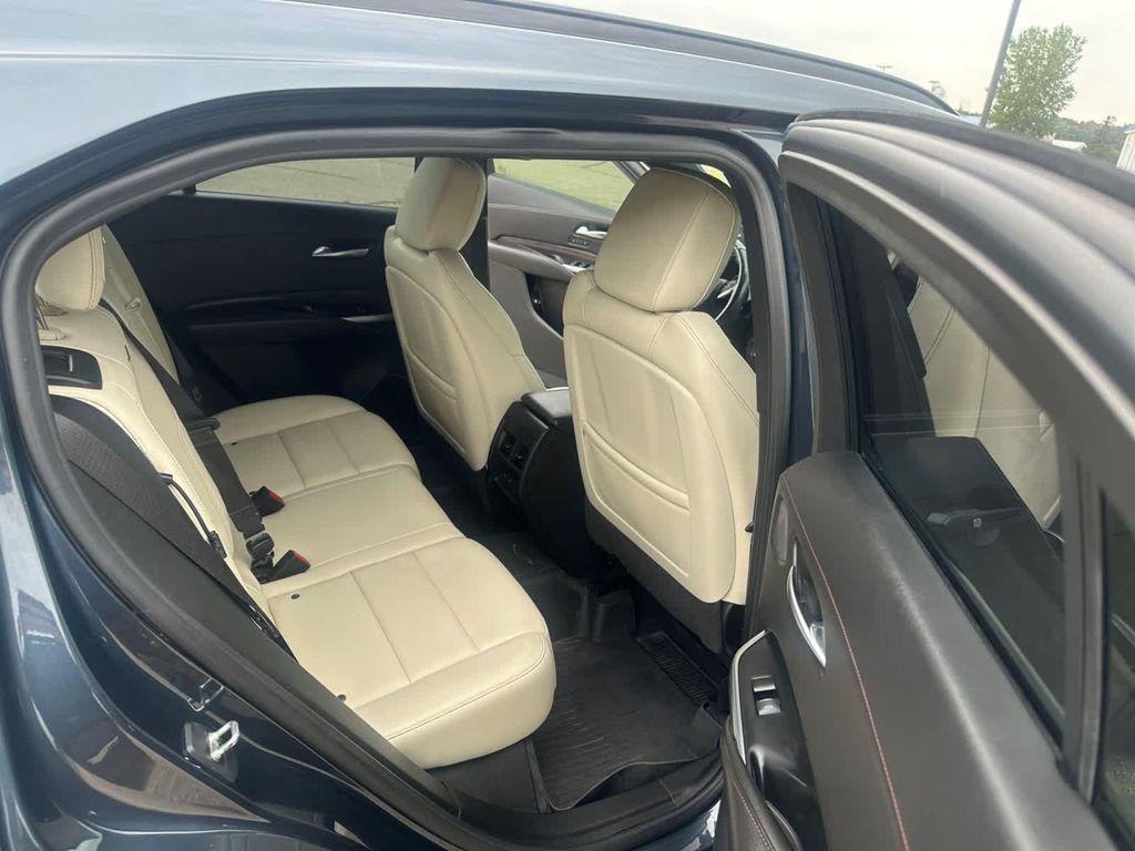 used 2020 Cadillac XT4 car, priced at $20,000