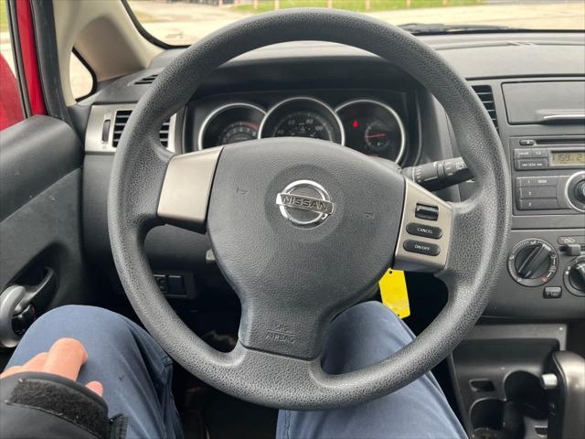 used 2011 Nissan Versa car