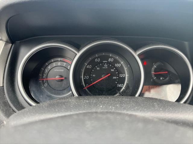 used 2011 Nissan Versa car