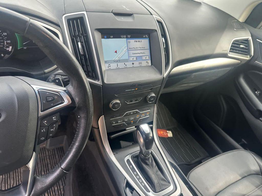 used 2017 Ford Edge car