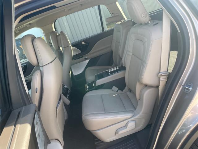 used 2020 Lincoln Aviator car, priced at $43,000