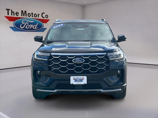 new 2025 Ford Explorer car