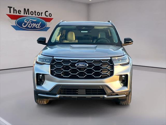 new 2025 Ford Explorer car