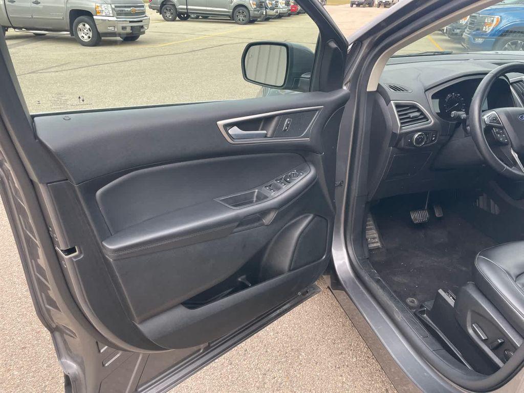 used 2024 Ford Edge car, priced at $28,779