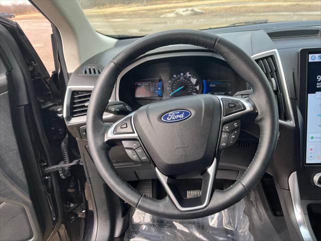 used 2024 Ford Edge car, priced at $31,900