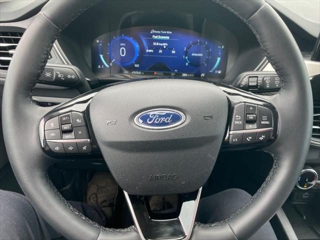 used 2022 Ford Escape car, priced at $23,998
