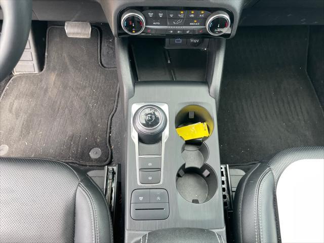 used 2022 Ford Escape car, priced at $23,998