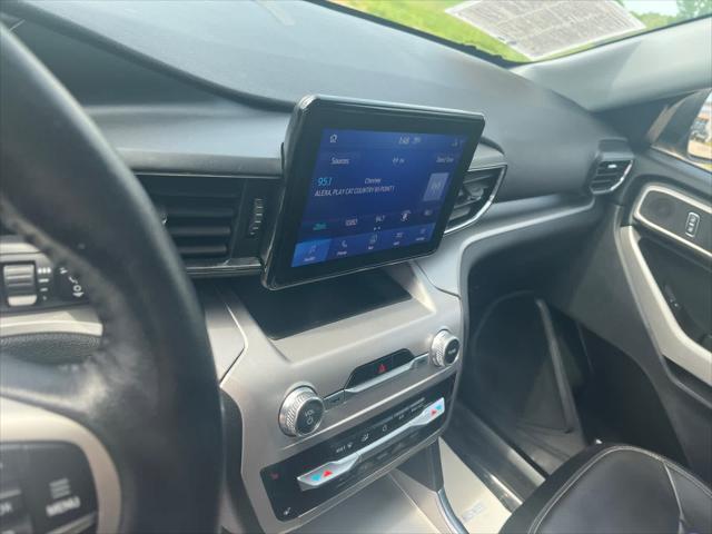 used 2022 Ford Explorer car, priced at $33,894