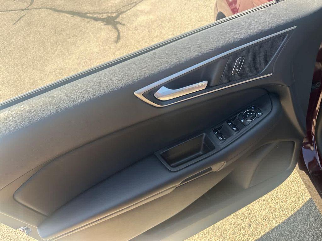 used 2023 Ford Edge car, priced at $28,275