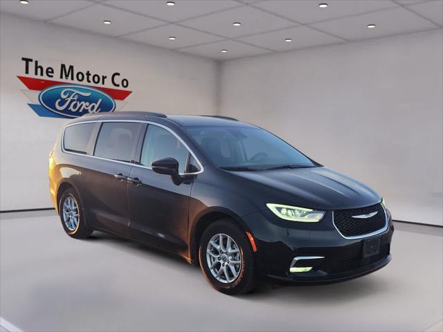 used 2022 Chrysler Pacifica car, priced at $23,995