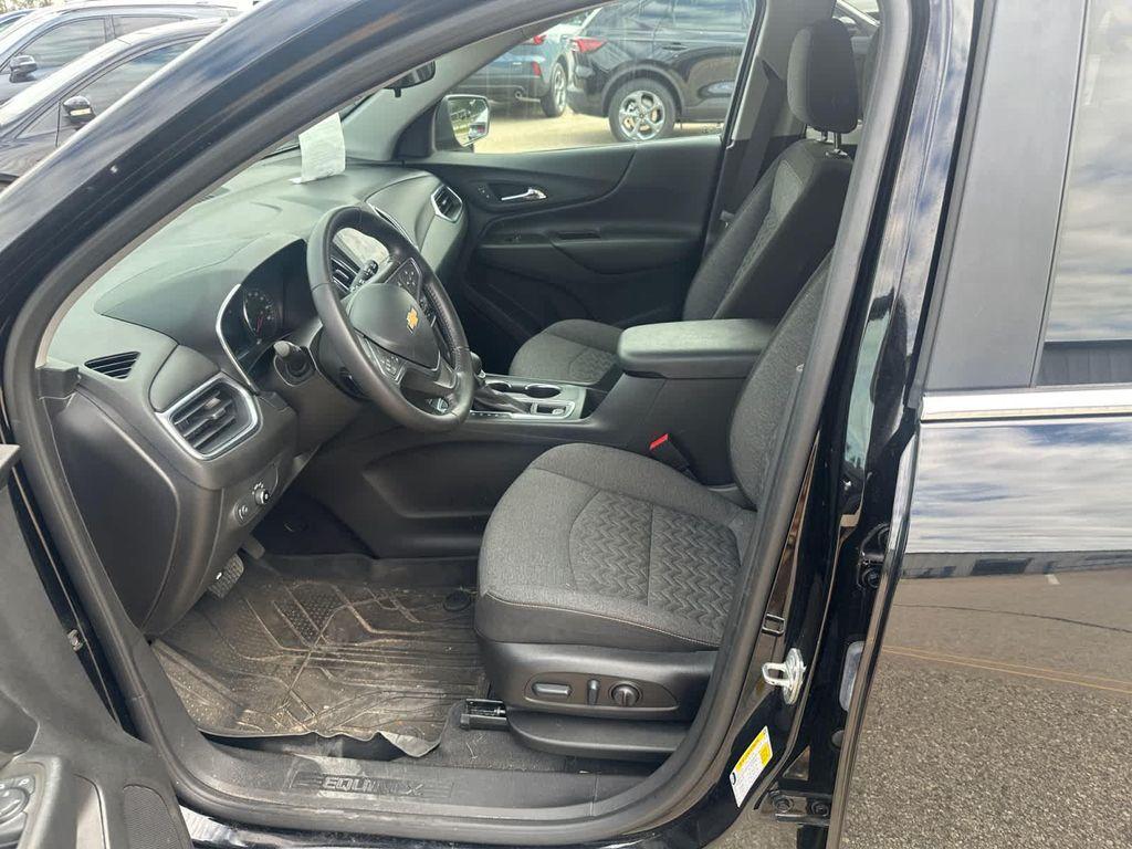 used 2022 Chevrolet Equinox car, priced at $23,500