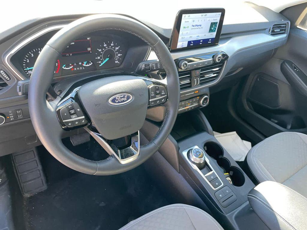 used 2022 Ford Escape car, priced at $22,910