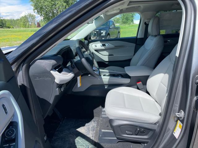 new 2025 Ford Explorer car, priced at $48,499
