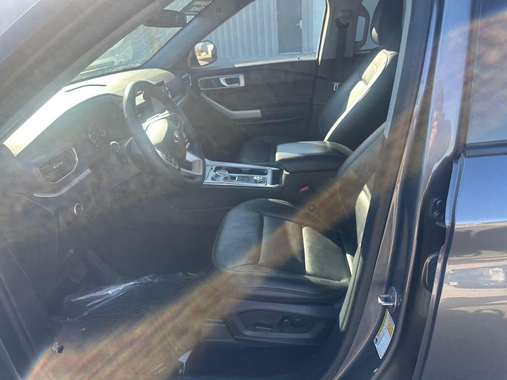 used 2024 Ford Explorer car, priced at $36,989