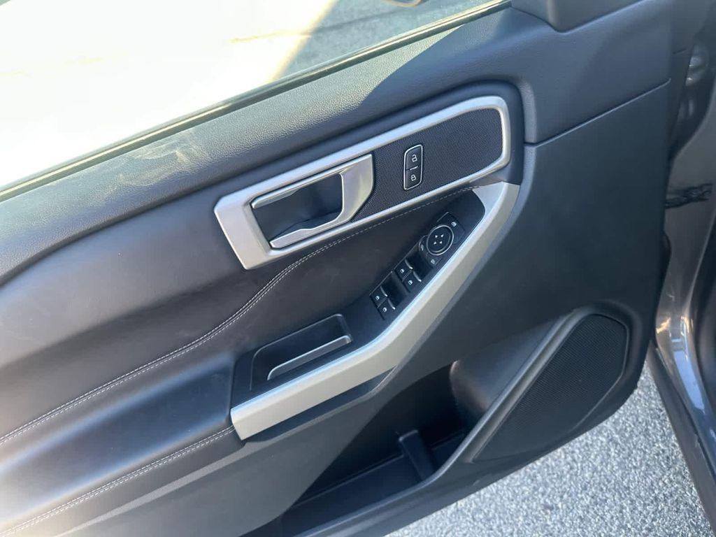 used 2024 Ford Explorer car, priced at $36,989