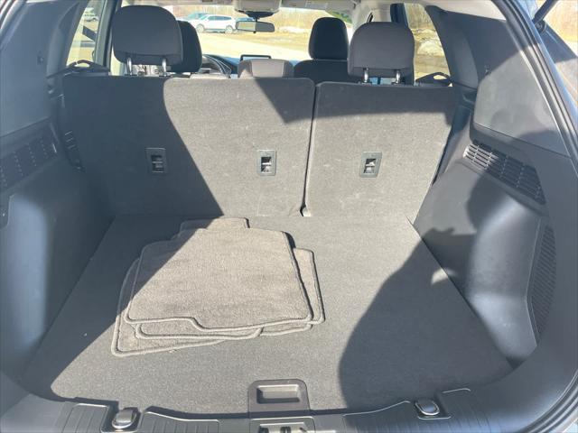 used 2022 Ford Escape car, priced at $23,998