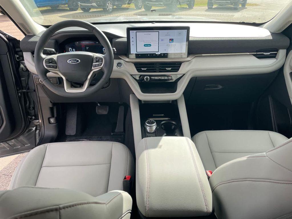 new 2025 Ford Explorer car, priced at $47,499