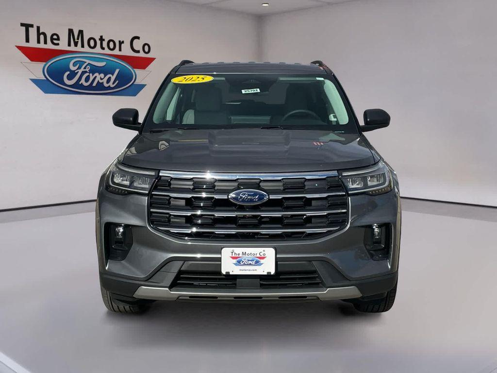 new 2025 Ford Explorer car, priced at $47,499