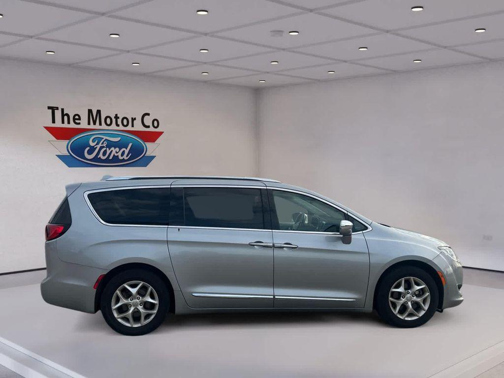used 2020 Chrysler Pacifica car, priced at $20,776