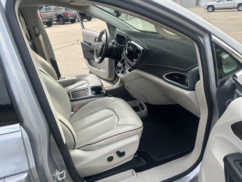 used 2020 Chrysler Pacifica car, priced at $20,776
