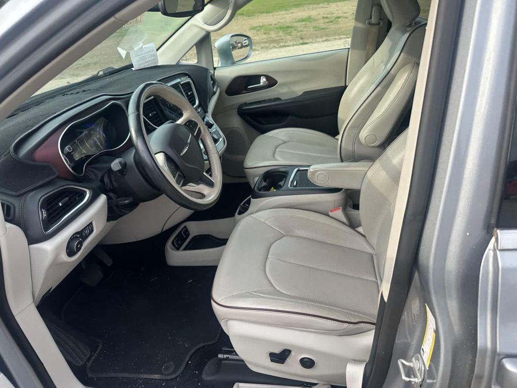 used 2020 Chrysler Pacifica car, priced at $20,776