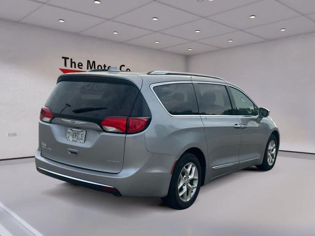used 2020 Chrysler Pacifica car, priced at $20,776