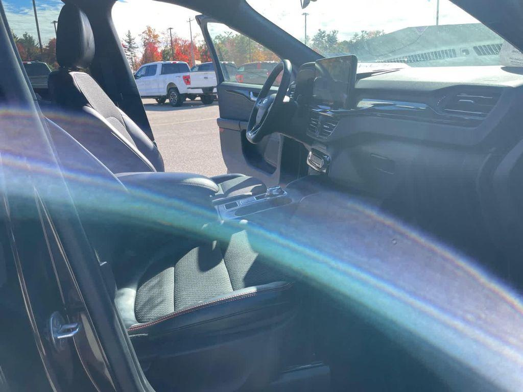 used 2023 Ford Escape car, priced at $26,949