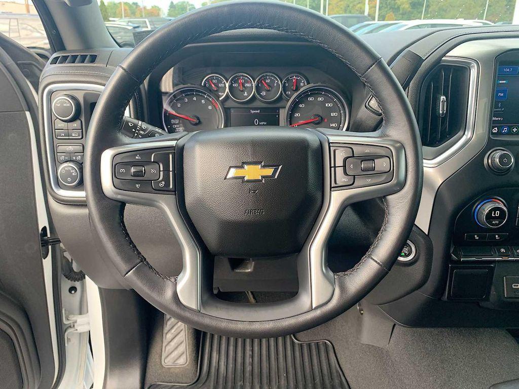 used 2022 Chevrolet Silverado 1500 car, priced at $31,588