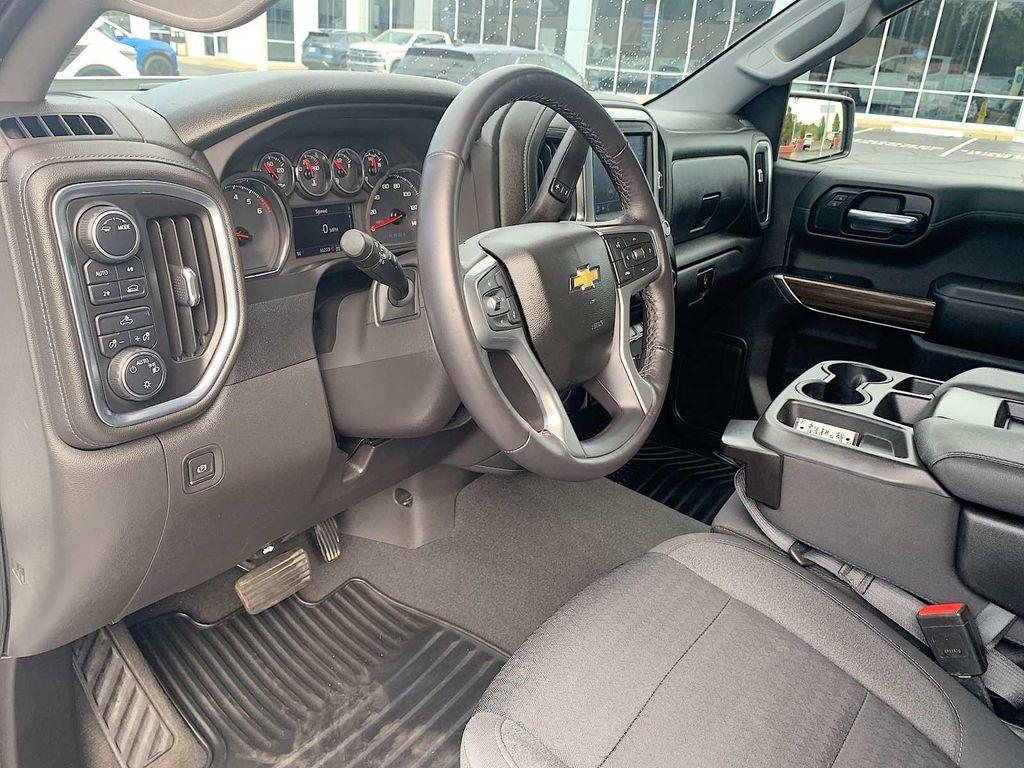 used 2022 Chevrolet Silverado 1500 car, priced at $31,588
