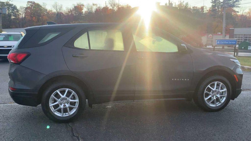 used 2022 Chevrolet Equinox car, priced at $21,988